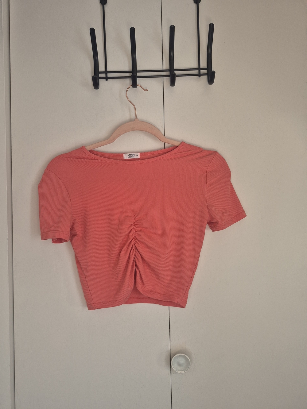 Ardene Coral Ruched Short Sleeve Ribbed Crop Top